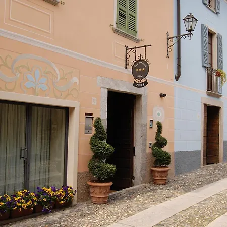 Casa Arizzoli Hotel 3*