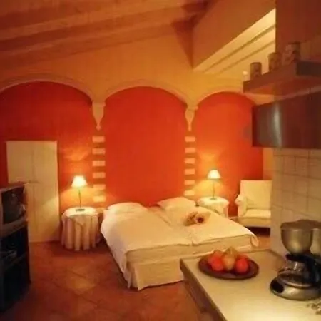 Casa Arizzoli Hotel 3*