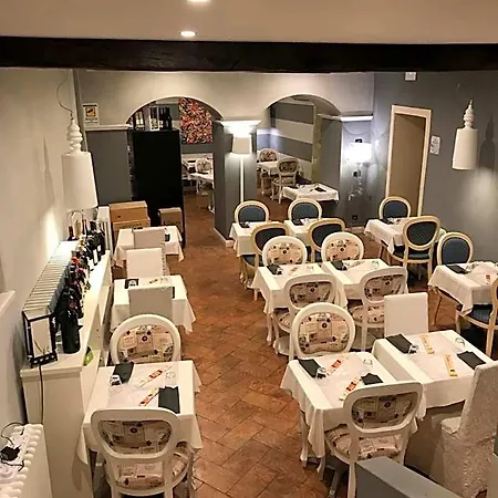 فندق Casa Arizzoli كانوبيو