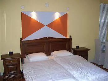 Casa Arizzoli Hotel 3*