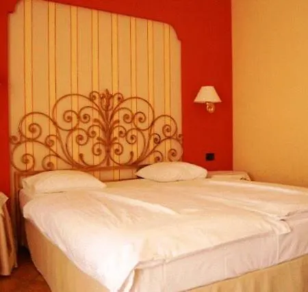 Hotell Casa Arizzoli Cannobio