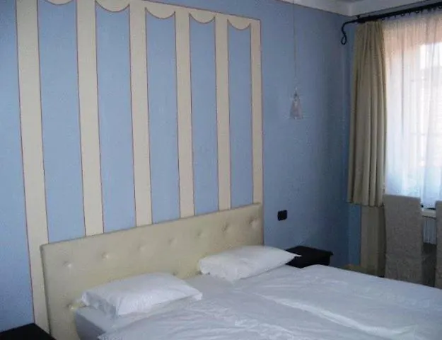 Casa Arizzoli 3* Cannobio